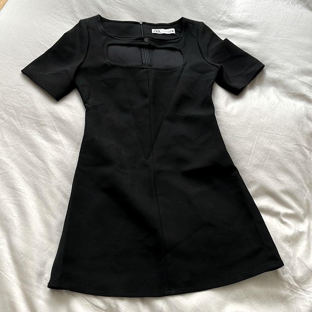 NWT Zara Cut Out Structured Mini Dress | XS